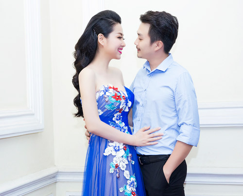 Lê Khánh lộng lẫy bên chồng mới cưới tại lễ trao giải Mai Vàng 7